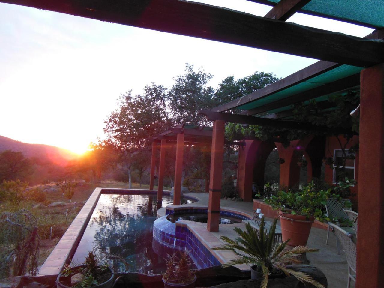 Posada Mariana Bed And Breakfast Catheys Valley Extérieur photo